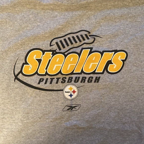 Pittsburgh Steelers gray t shirt.    Size X-Large. Made by Reebok - Picture 3 of 4